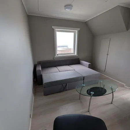 4 Bedroom House With Balcony And Parking Available