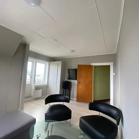 4 Bedroom House With Balcony And Parking Available بيت للعطل هارستاد
